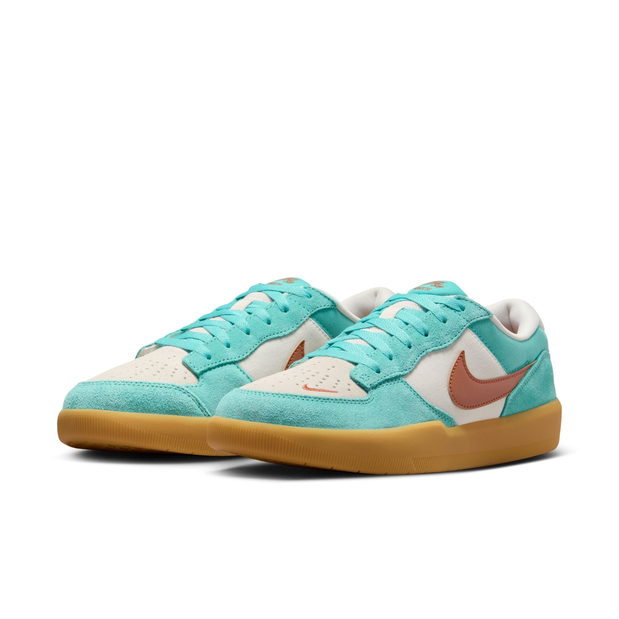 NIKE - FORCE 58 - VERDE / BLANCO 302